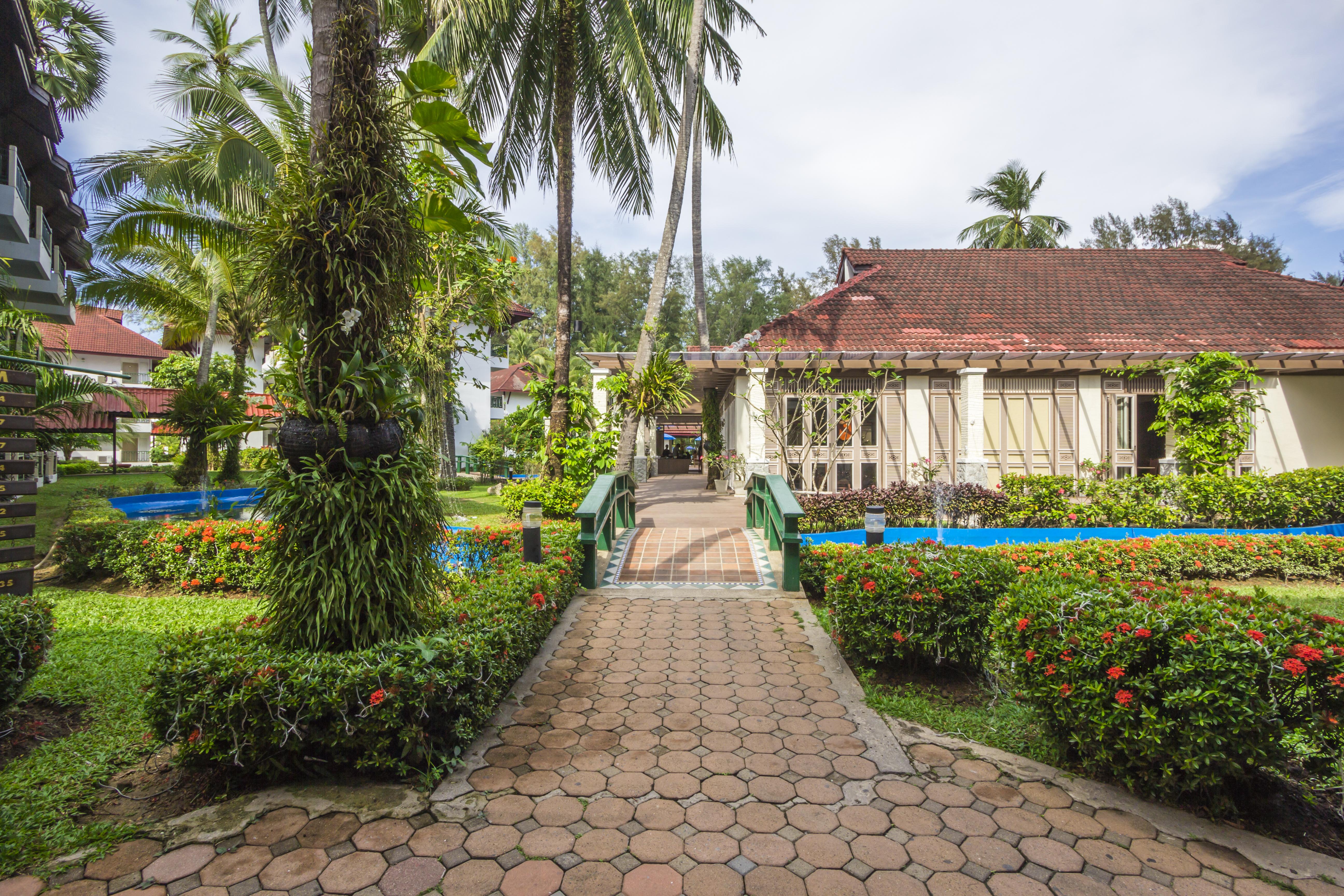 อโมรา บีช รีสอร์ท  หาดบางเทา ภายนอก รูปภาพ